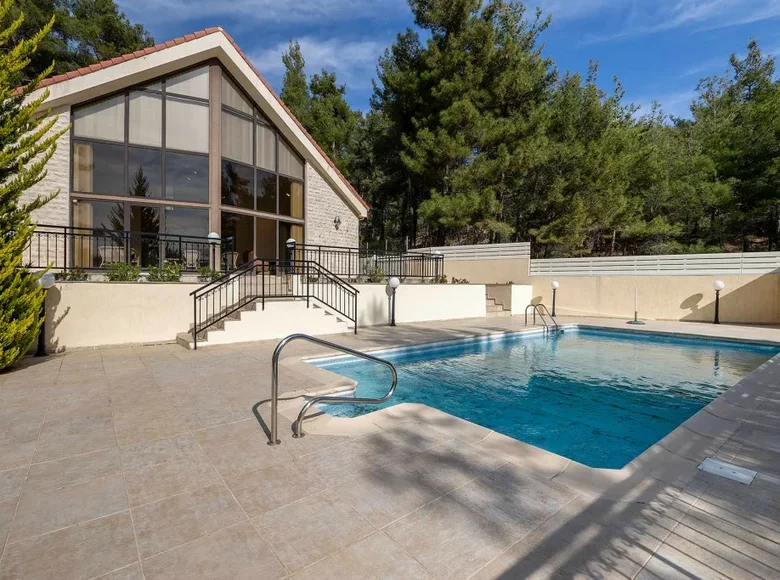  3 комнаты 250 м² Пано Платрес, Кипр