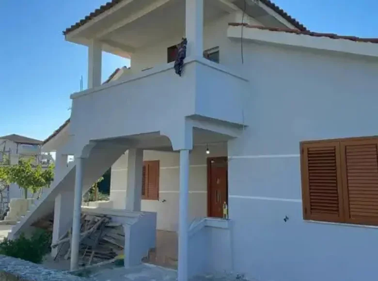 2 bedroom house 117 m² Bashkia Durres, Albania