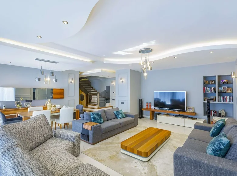 5 bedroom apartment 400 m² Çıplaklı, Turkey