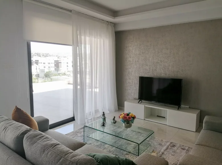 Attique 4 chambres 143 m² Germasogeia, Chypre