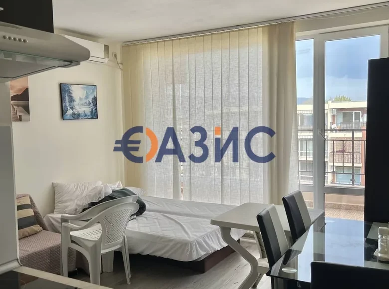 Квартира 37 м² Несебр, Болгария