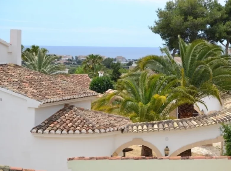 6-Schlafzimmer-Villa 500 m² Teulada, Spanien