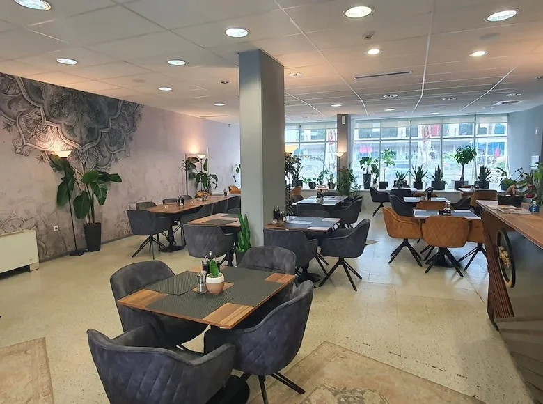 Restaurant 149 m² in Upravna Enota Ljubljana, Slovenia