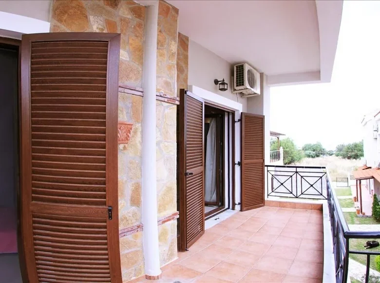 Wohnung 4 Schlafzimmer 110 m² Nikiti, Griechenland