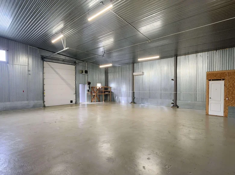 Warehouse 1 room 158 m² in Chaciezyna, Belarus