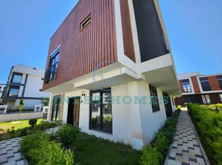 Вилла 5 спален 220 м² Средиземноморский регион, Турция