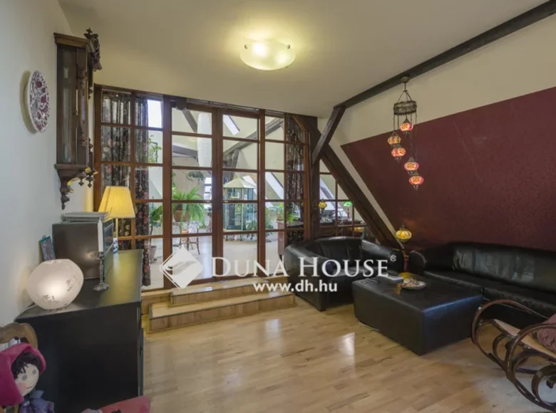 Apartment 2 bathrooms 189 m² in Budapest, Hungary
