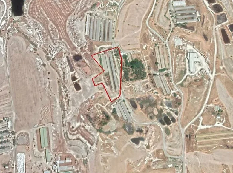 Warehouse 3 538 m² in Aradippou, Cyprus