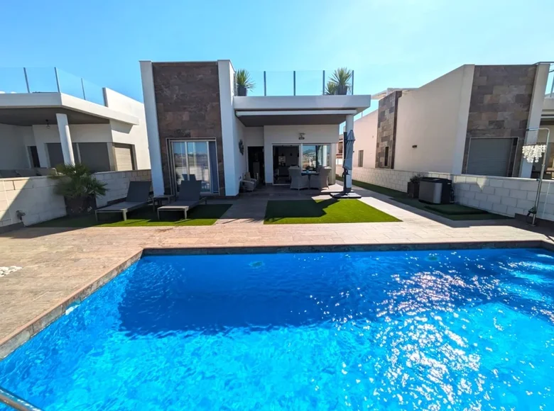 3-Schlafzimmer-Villa 118 m² Orihuela, Spanien