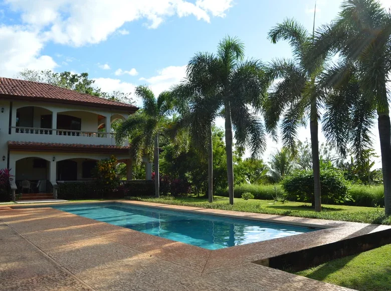 5 bedroom house  Veintisiete de Abril, Costa Rica