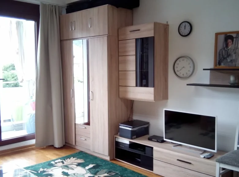 Propriété commerciale 32 m² à Budva, Monténégro
