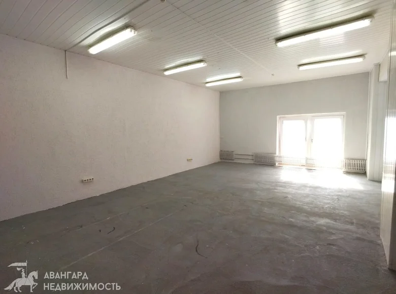 Pomieszczenie biurowe 3 pokoi 35 m² w Mińsk, Białoruś