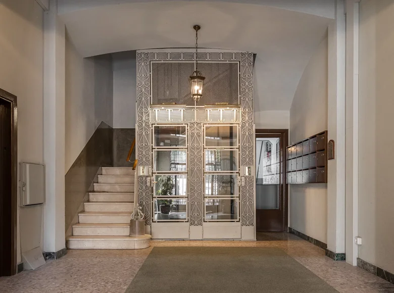 4 bedroom apartment 140 m² Barcelona, Spain