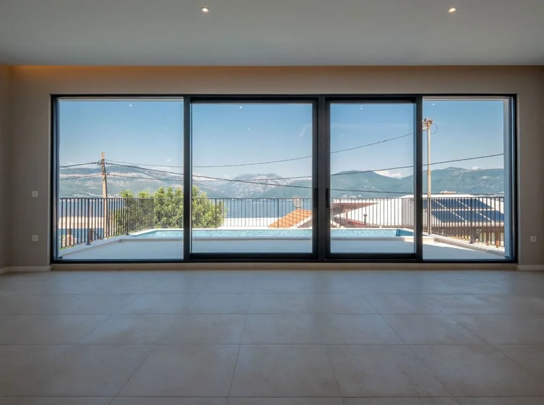 Willa 4 pokoi 200 m² Krasici, Czarnogóra