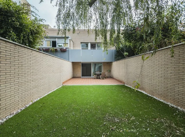 3 bedroom apartment 273 m² Barcelona, Spain