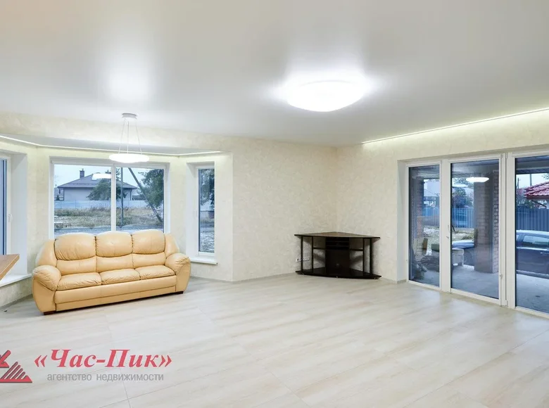 Cottage 200 m² Kalodziscanski sielski Saviet, Belarus