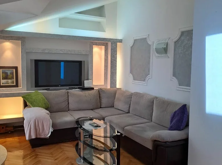 Appartement 3 chambres 100 m² en Tivat, Monténégro