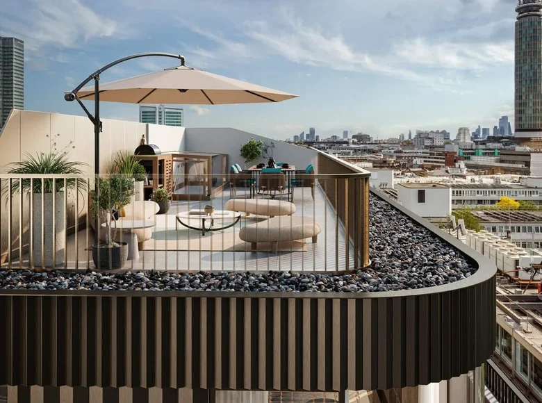 2 bedroom apartment 77 m² London, United Kingdom