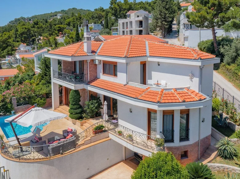 Villa 7 habitaciones 252 m² Susanj, Montenegro