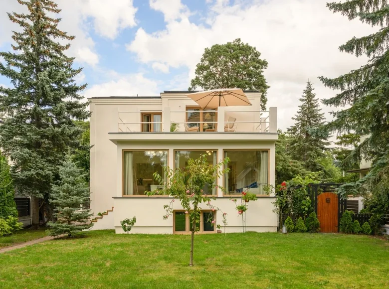 Квартира 245 м² Варшава, Польша