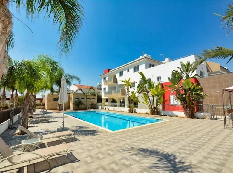 2 bedroom house 81 m² Paralimni, Cyprus