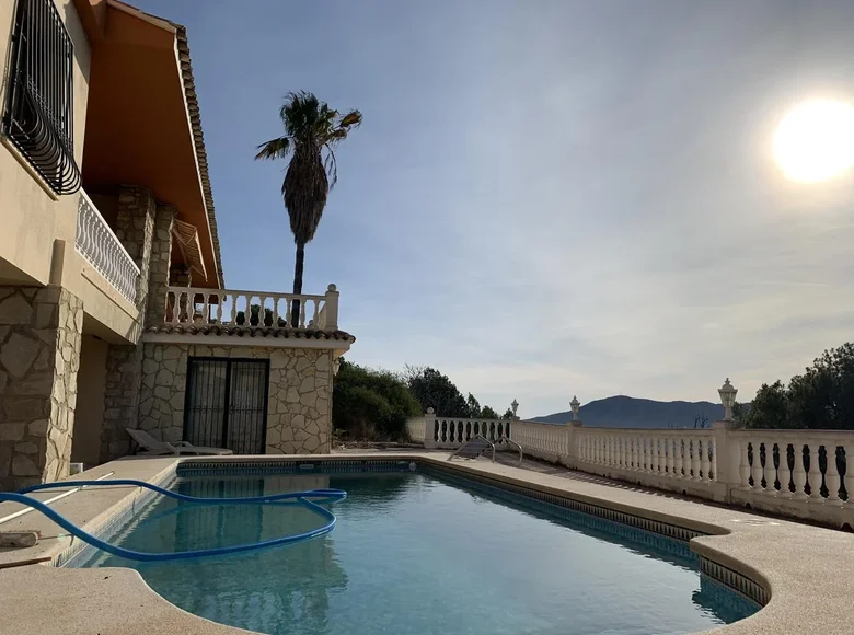 7 bedroom villa 651 m² La Nucia, Spain