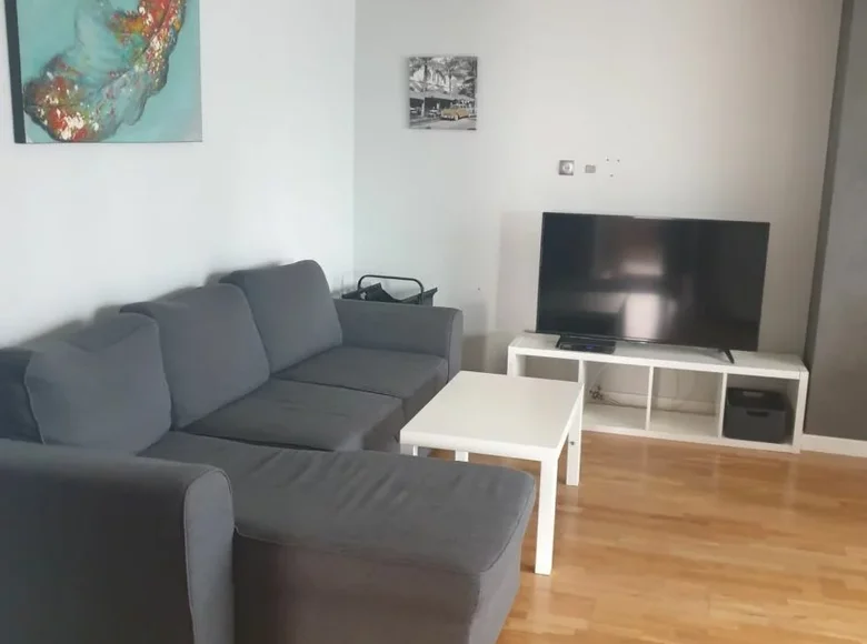 4 room apartment 80 m² in Warsaw, Poland