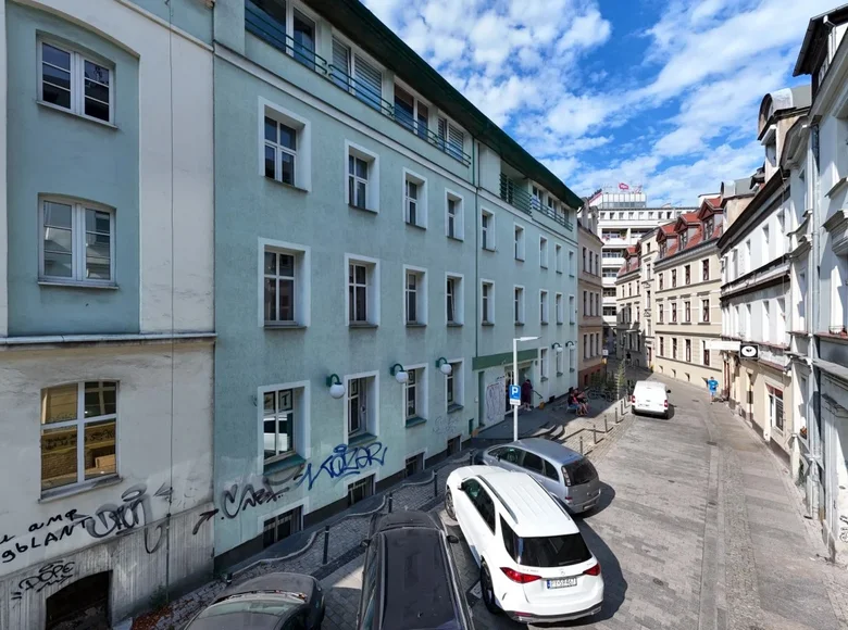 Квартира 862 м² Познань, Польша