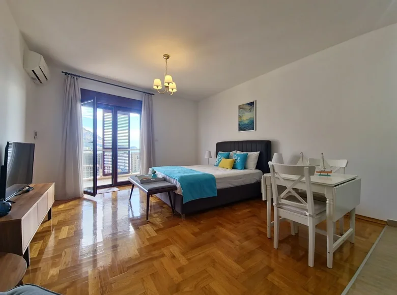 Apartamento 1 habitacion 42 m² en Becici, Montenegro