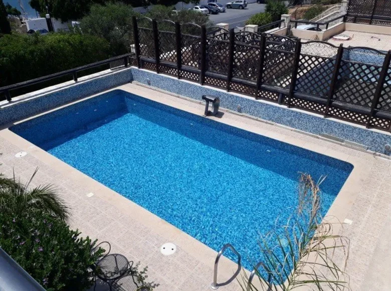 Apartamento 6 habitaciones 128 m² Agios Tychonas, Chipre
