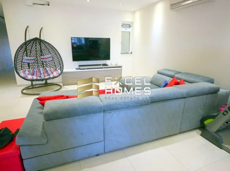 Appartement 3 chambres  Zabbar, Malte