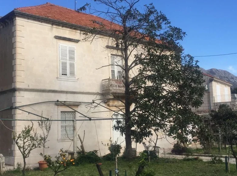 Villa 250 m² Mokosica, Croatia