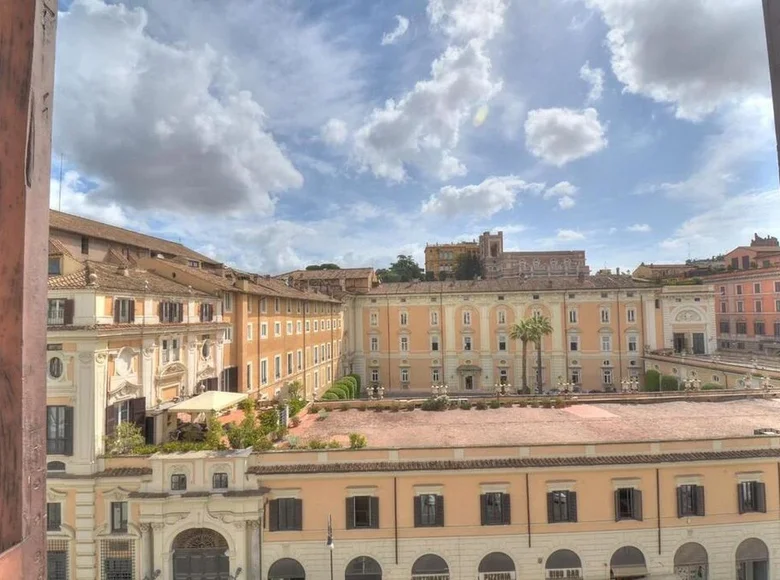 Квартира 530 м² Рим, Италия