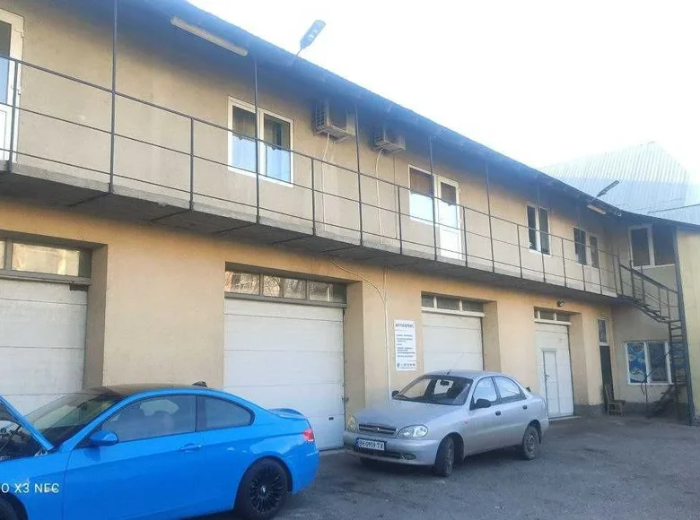 Propiedad comercial 1 317 m² en Odesa, Ucrania