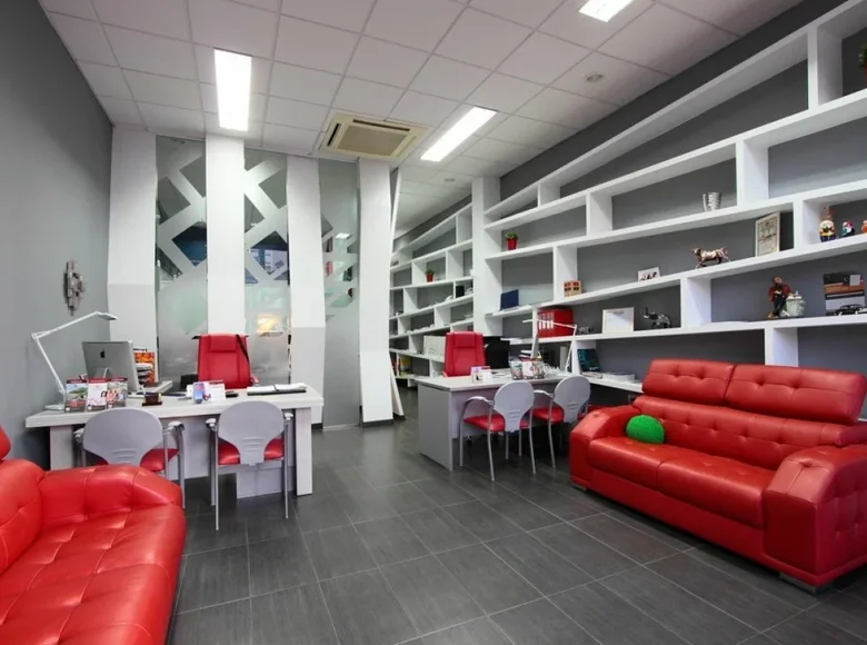 Commercial property 80 m² in Benidorm, Spain