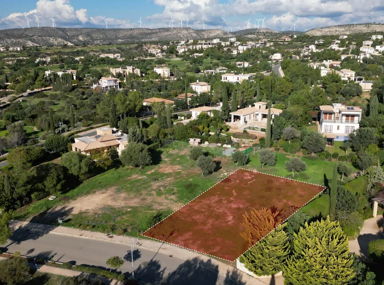 Parcelas 1 409 m² Kamares, Chipre