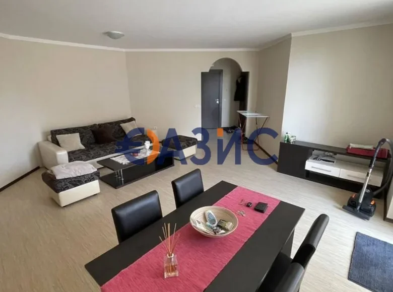 2 bedroom apartment 107 m² Sveti Vlas, Bulgaria