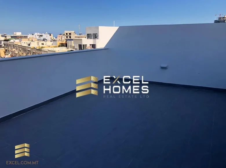 2 bedroom penthouse  in Swieqi, Malta