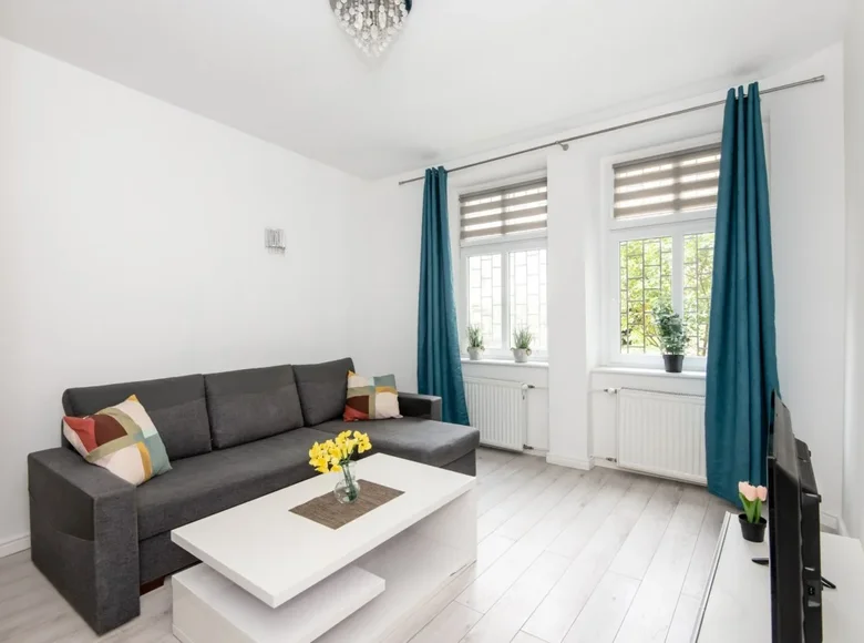 Квартира 2 комнаты 43 м² Познань, Польша