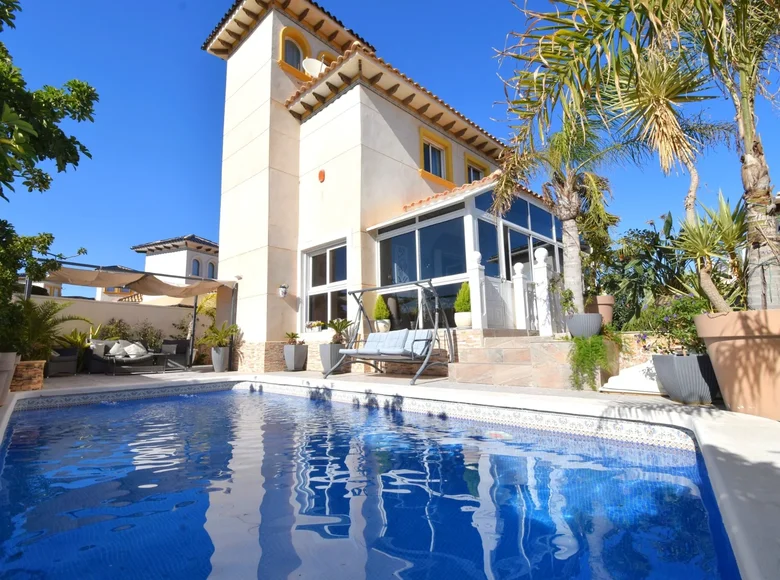 4 bedroom Villa 103 m² Orihuela, Spain