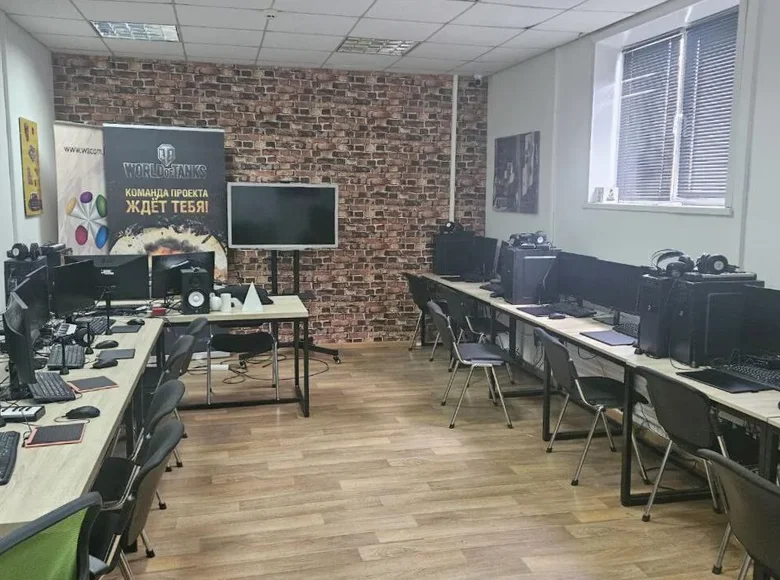 Commercial property 400 m² in Minsk, Belarus