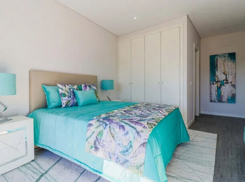3 bedroom apartment 137 m² Quelfes, Portugal