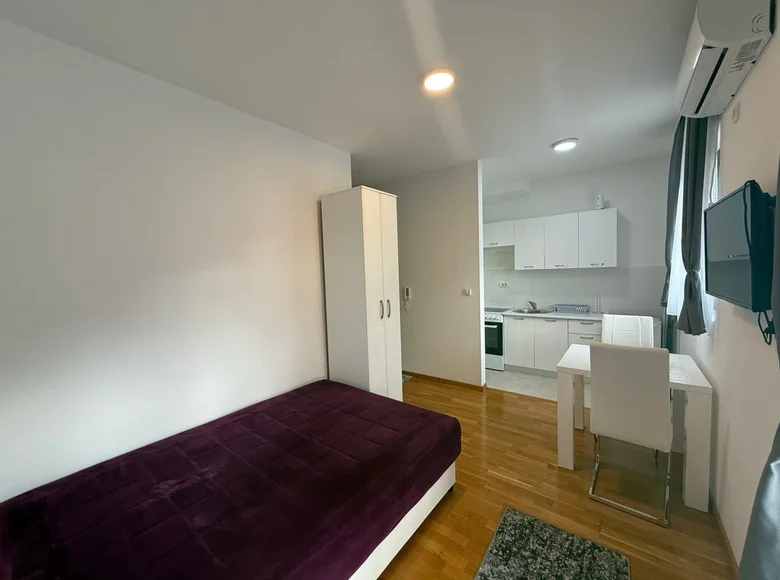 1 bedroom apartment 25 m² in Budva, Montenegro