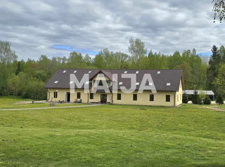 Ресторан, кафе 2 172 м² Strazde, Латвия