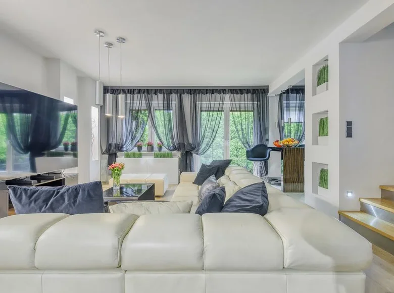 4 room apartment 144 m² Warsaw, Poland