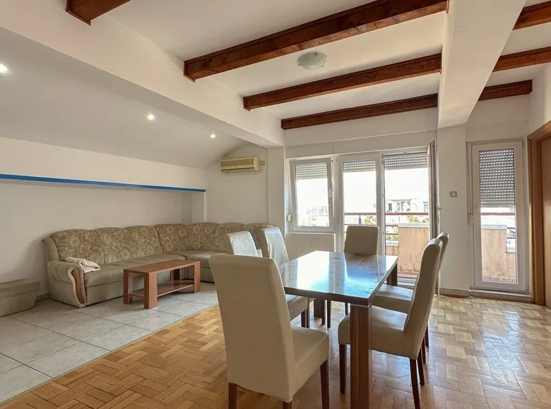 3 bedroom apartment 120 m² in Budva, Montenegro