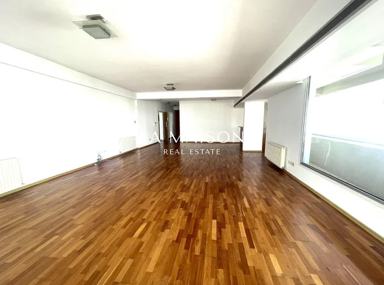 Mieszkanie 4 pokoi 250 m² w Nikozja, Cypr