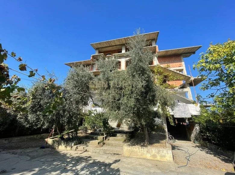 Villa 456 m² Kamëz Municipality, Albania