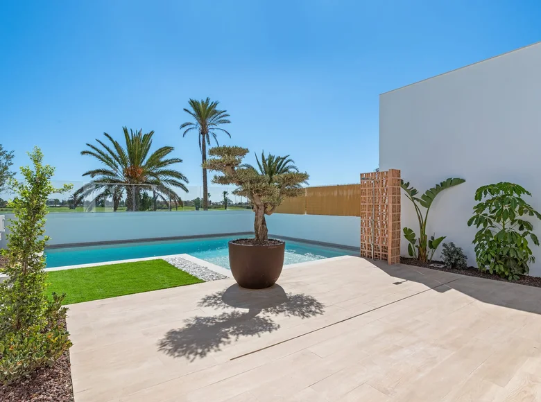 Villa de tres dormitorios 220 m² Los Alcazares, Španjolska