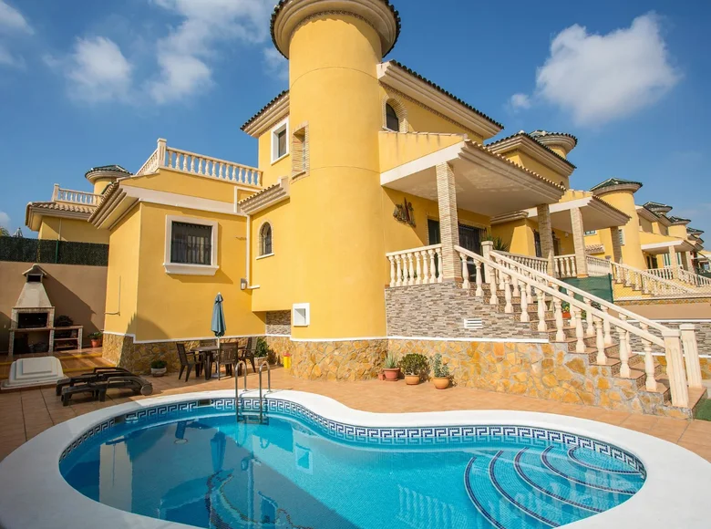 Villa de tres dormitorios 160 m² Abadín, Španjolska